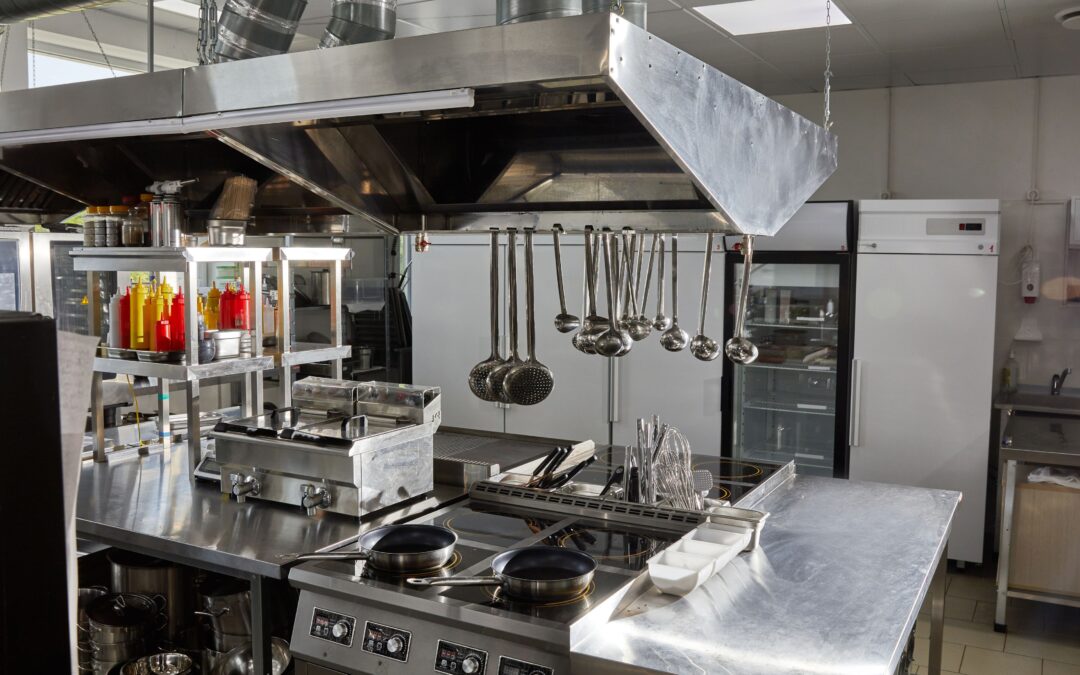 Matériel de cuisine professionnel : Tout ce qu&rsquo;il faut savoir pour choisir l’équipement idéal