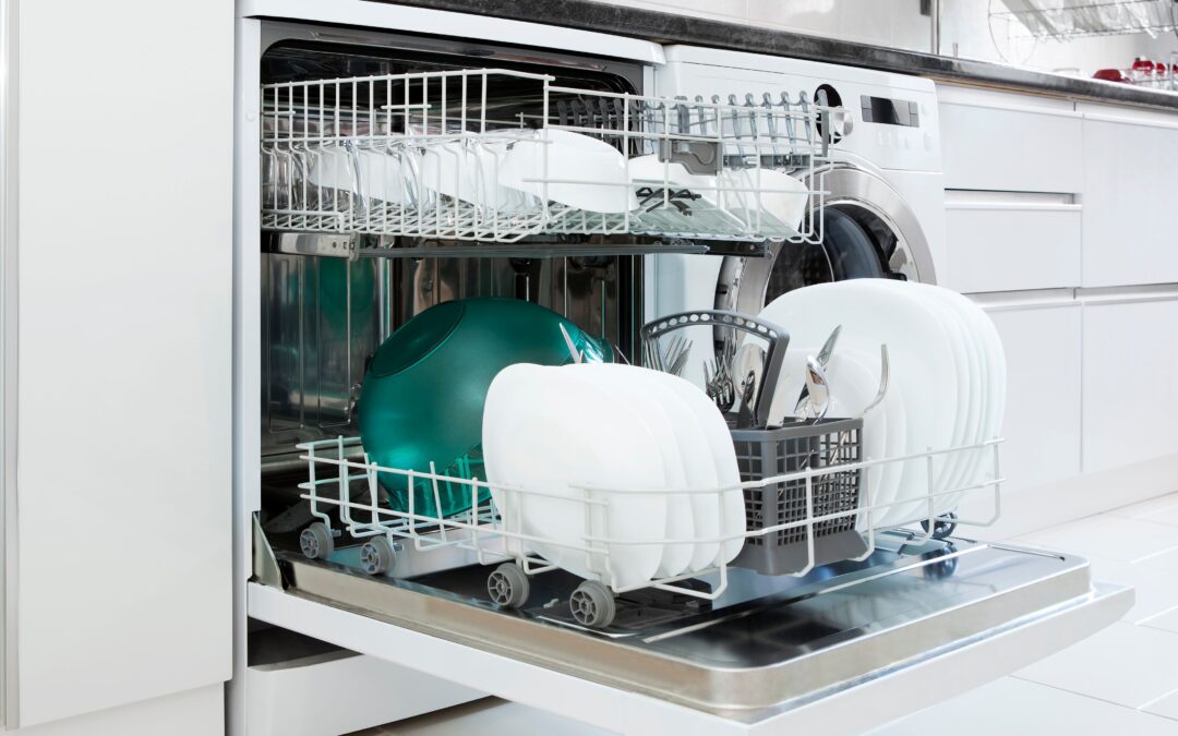 Lave-vaisselle très silencieux : Trouvez le modèle idéal pour votre cuisine